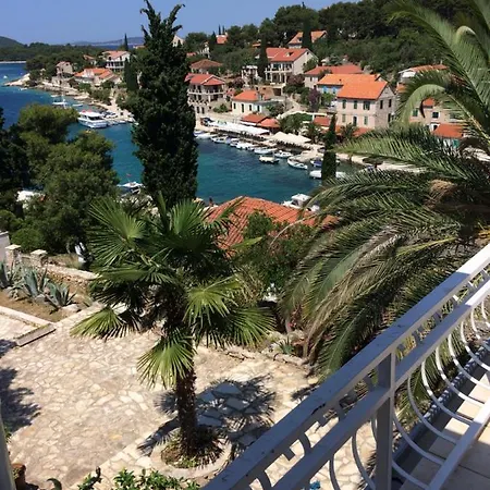 In 70m From The Sea Apartment